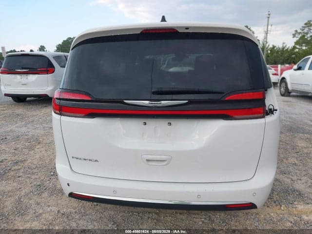 2025 CHRYSLER PACIFICA SELECT 16