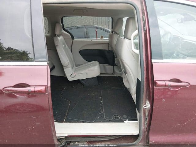 2021 CHRYSLER VOYAGER LXI 8