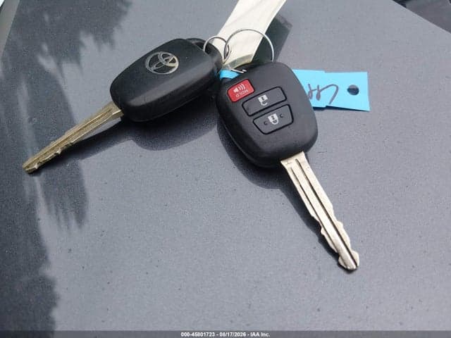 2018 TOYOTA RAV4 XLE 11