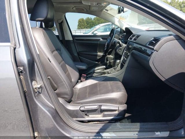 2019 VOLKSWAGEN PASSAT 2.0T SE R-LINE 5