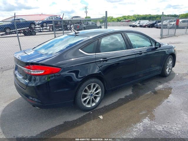 2017 FORD FUSION SE 4