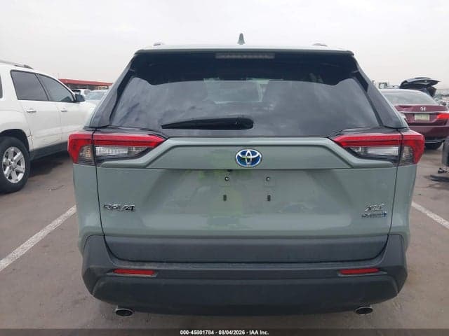 2021 TOYOTA RAV4 HYBRID XLE 16