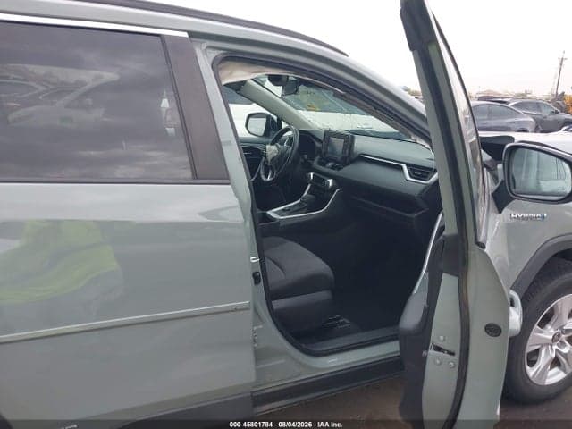 2021 TOYOTA RAV4 HYBRID XLE 5