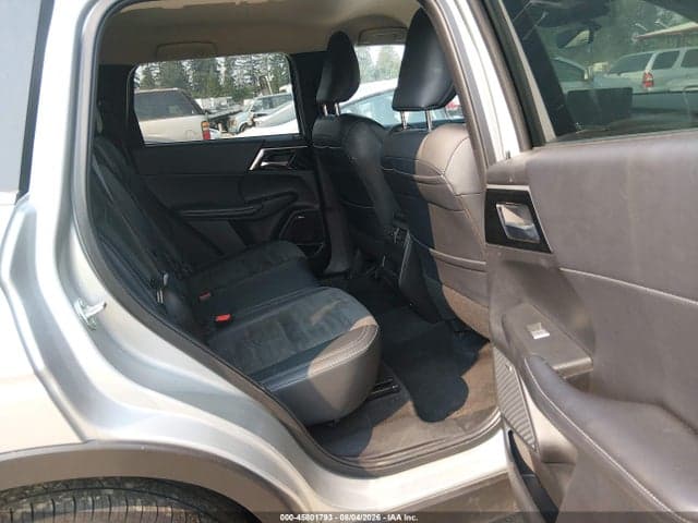 2025 MITSUBISHI OUTLANDER SE 2.5 S-AWC/TRAIL EDITION S-AWC 8