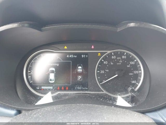 2025 NISSAN VERSA 1.6 SV 7