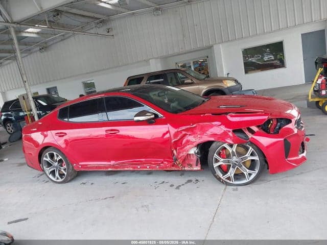 2018 KIA STINGER GT1 13