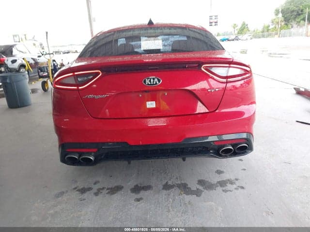 2018 KIA STINGER GT1 16