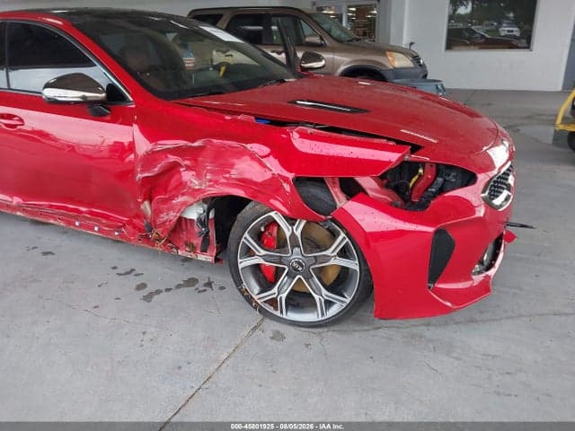 2018 KIA STINGER GT1 6