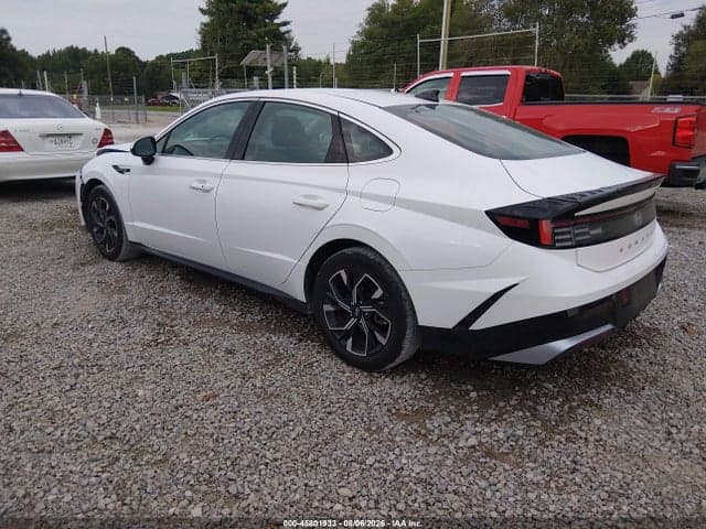 2025 HYUNDAI SONATA SEL 3