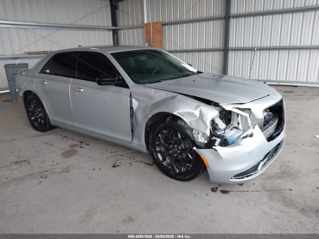 2019 CHRYSLER 300 TOURING - 1