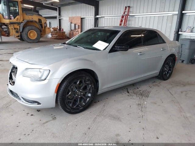 2019 CHRYSLER 300 TOURING 2