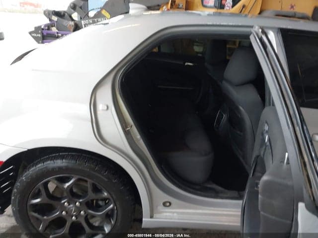 2019 CHRYSLER 300 TOURING 8