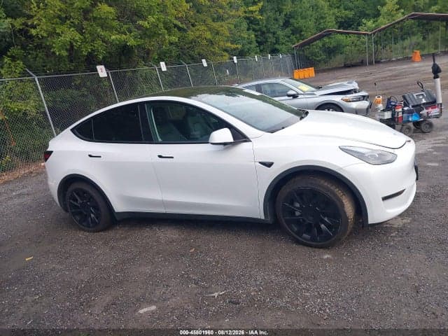 2023 TESLA MODEL Y RWD 11