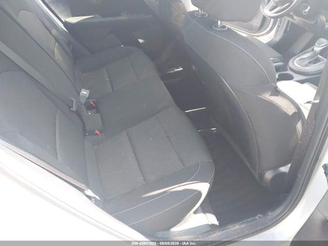 2019 KIA FORTE LXS 8