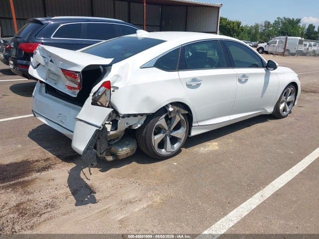 2018 HONDA ACCORD TOURING 4