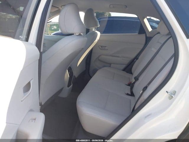 2024 HYUNDAI KONA SEL 8