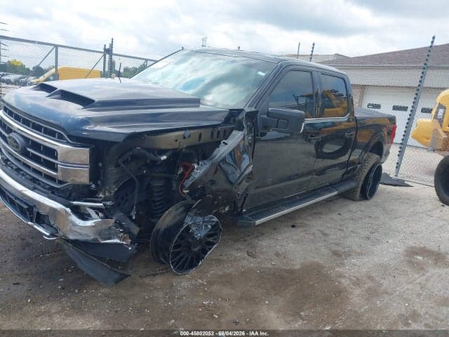 2022 FORD F-150 LARIAT 2