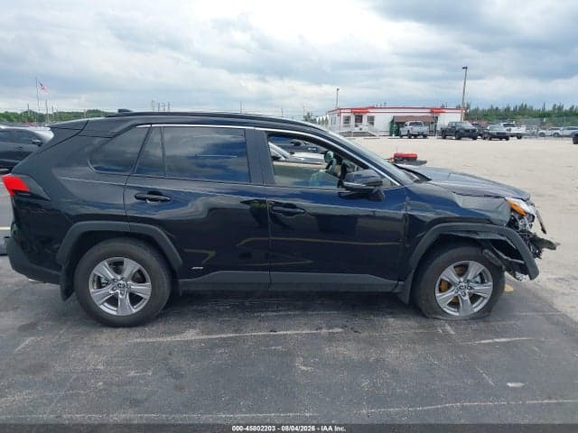 2025 TOYOTA RAV4 HYBRID XLE 14