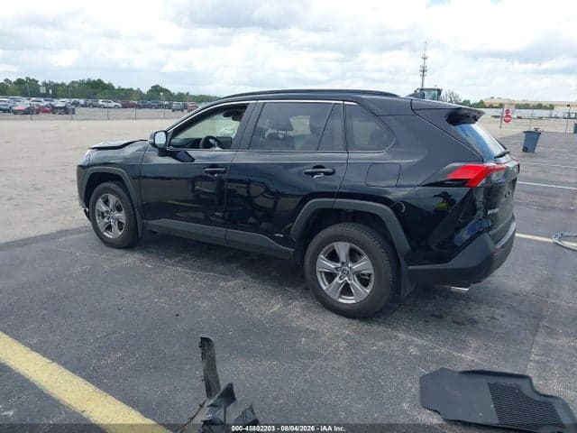 2025 TOYOTA RAV4 HYBRID XLE 3