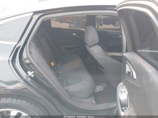 2017 CHEVROLET MALIBU 1LT 8
