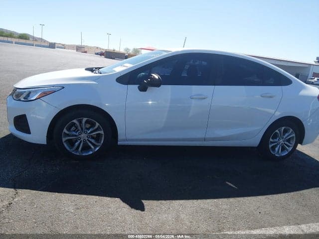 2019 CHEVROLET CRUZE LS 14