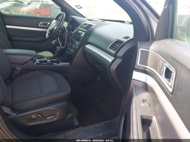 2017 FORD EXPLORER XLT 5