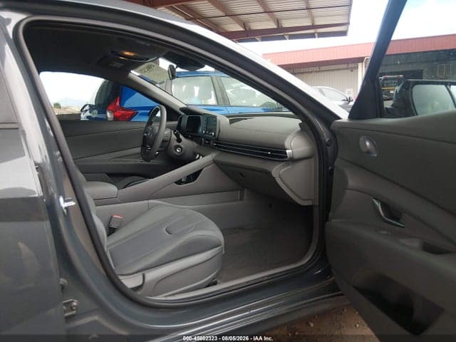 2026 HYUNDAI ELANTRA SE 5