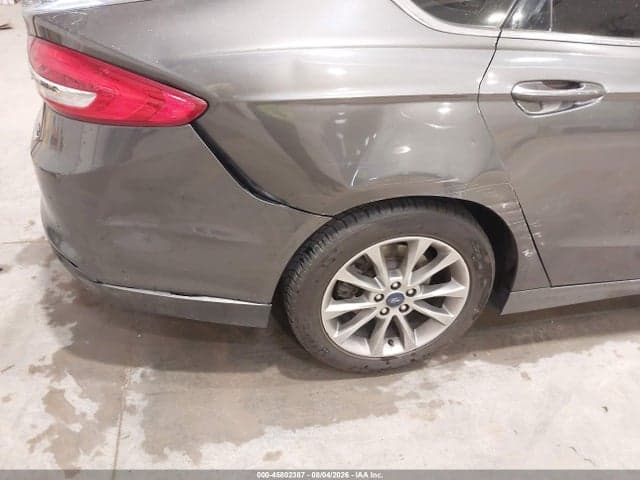 2017 FORD FUSION SE 6