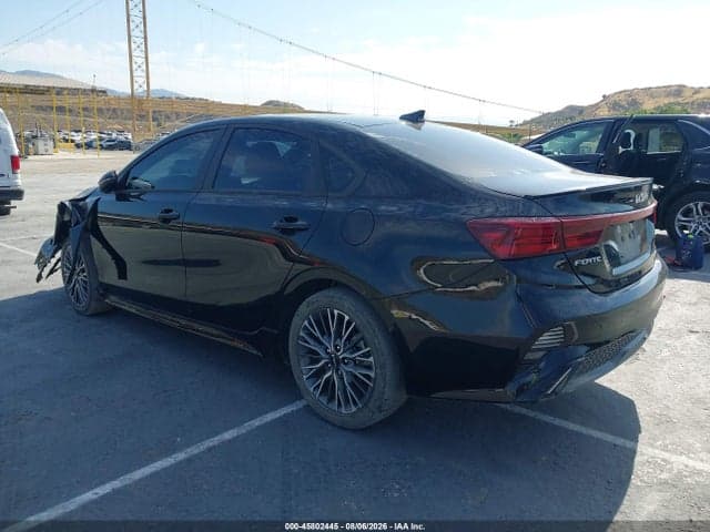 2023 KIA FORTE GT-LINE 3