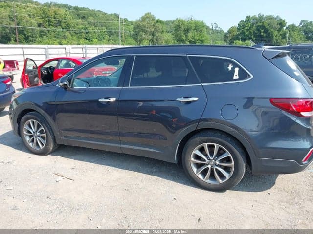 2017 HYUNDAI SANTA FE SE 20