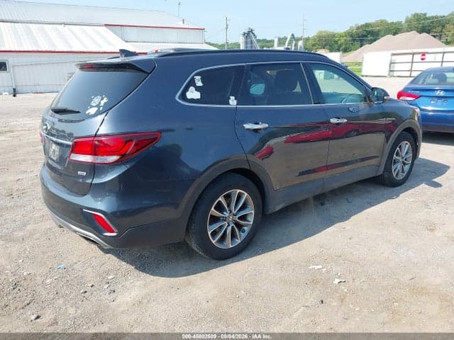 2017 HYUNDAI SANTA FE SE 4