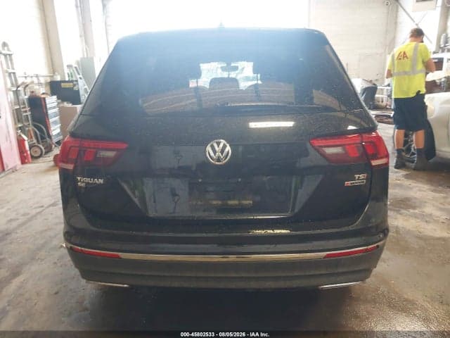 2018 VOLKSWAGEN TIGUAN 2.0T SE/2.0T SEL 16