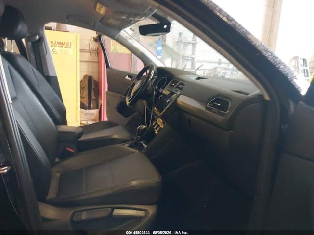 2018 VOLKSWAGEN TIGUAN 2.0T SE/2.0T SEL 5