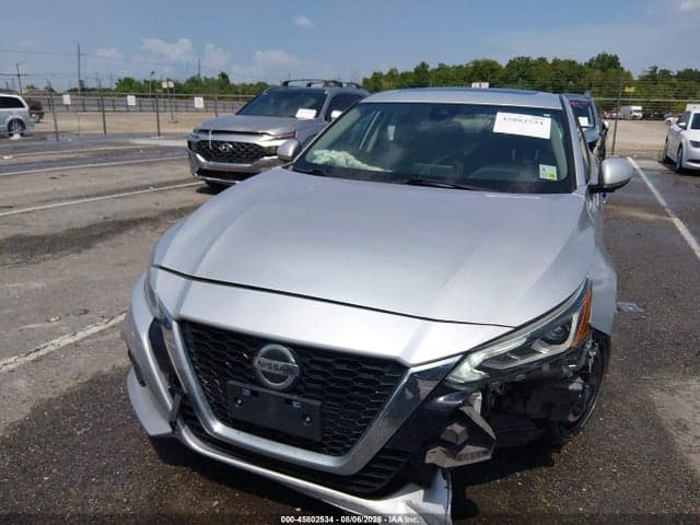 2020 NISSAN ALTIMA SV FWD 12