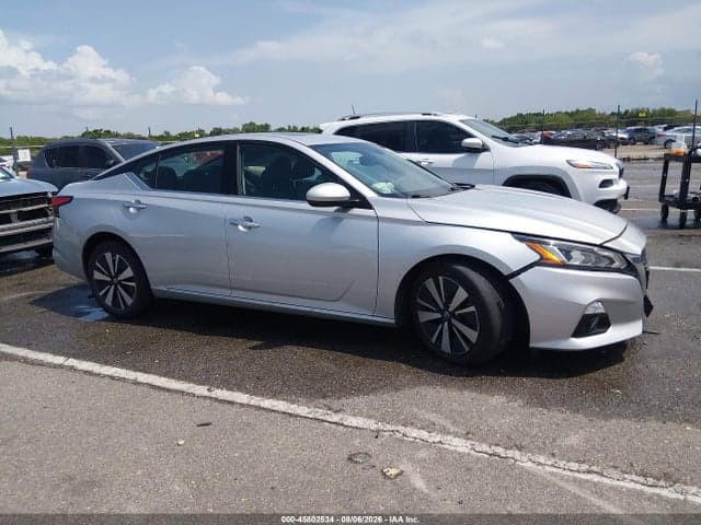 2020 NISSAN ALTIMA SV FWD 13