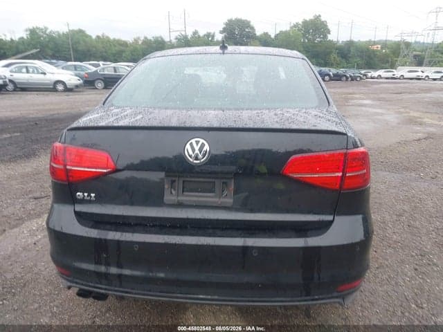 2017 VOLKSWAGEN JETTA GLI 17