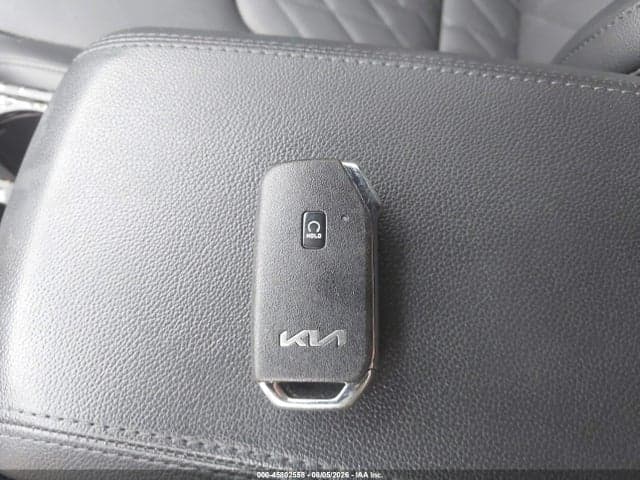 2025 KIA SPORTAGE X-LINE 11