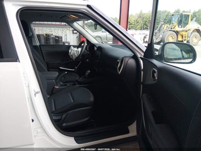 2025 KIA SOUL LX 5