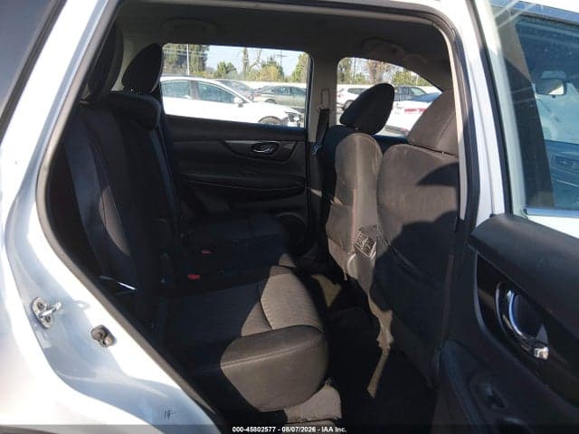 2018 NISSAN ROGUE S 8