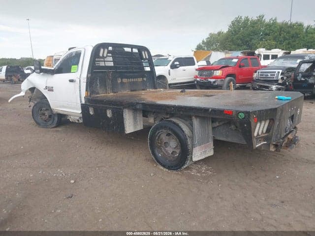 2017 RAM 3500 CHASSIS TRADESMAN/SLT 3