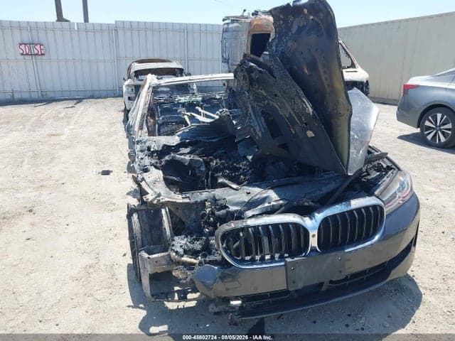 2021 BMW 530E 6