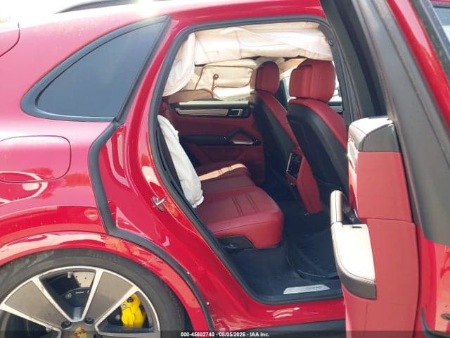 2023 PORSCHE CAYENNE E-HYBRID TURBO S 8