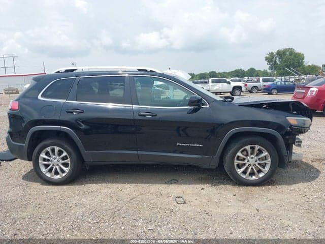 2019 JEEP CHEROKEE LATITUDE FWD 14