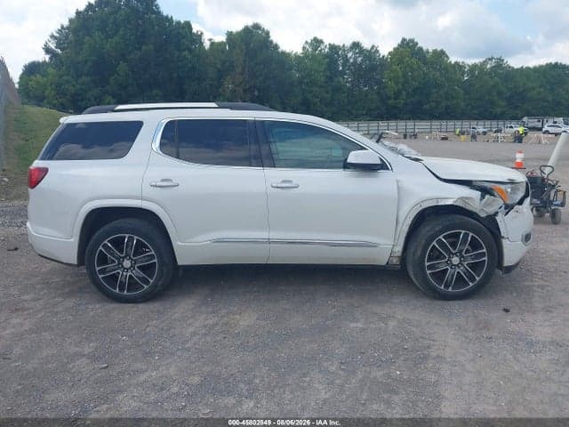 2017 GMC ACADIA DENALI 13