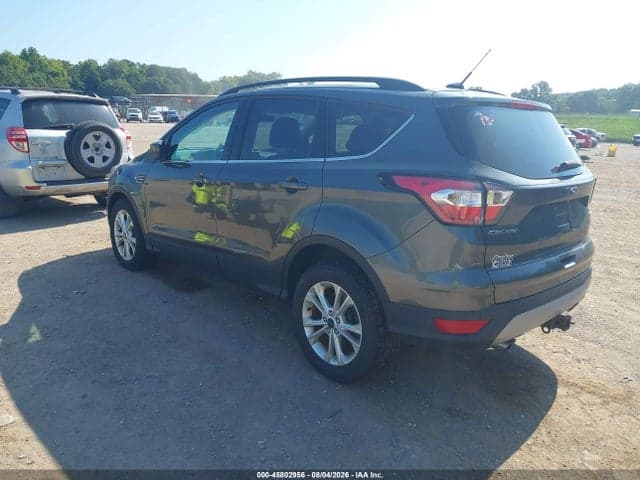 2017 FORD ESCAPE SE 3