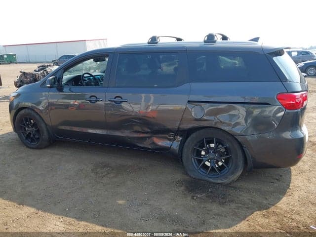 2018 KIA SEDONA LX 13
