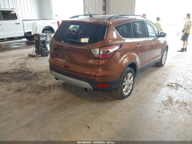 2017 FORD ESCAPE SE 4