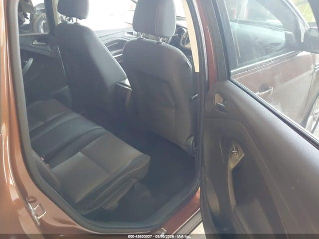 2017 FORD ESCAPE SE 8