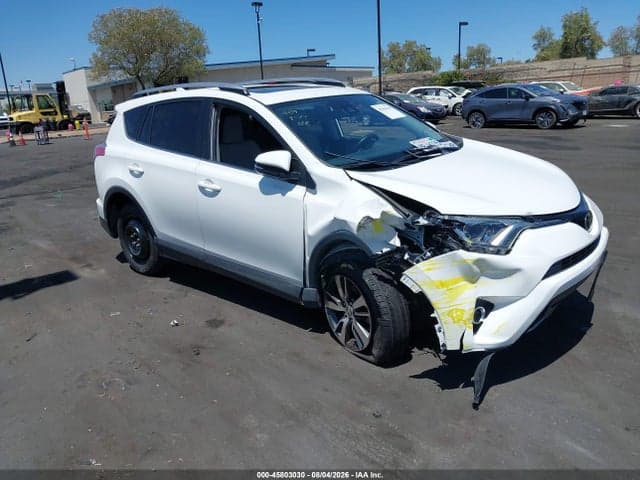 2017 TOYOTA RAV4 XLE 1