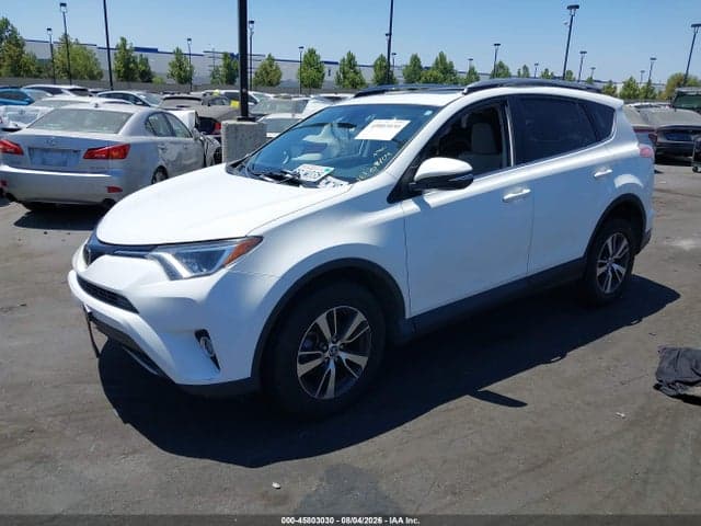 2017 TOYOTA RAV4 XLE 2